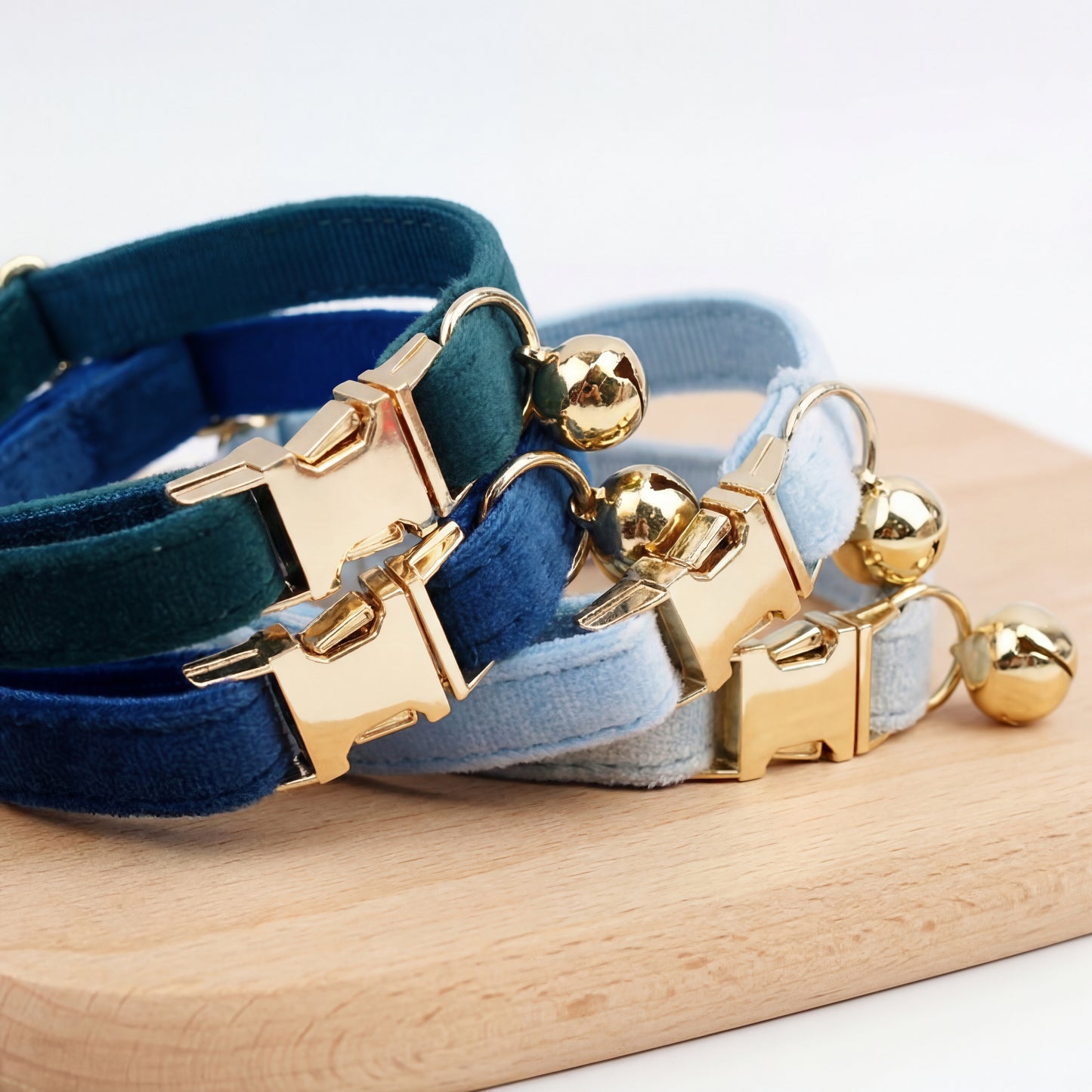 Custom Engraved Bowknot Cat Collar