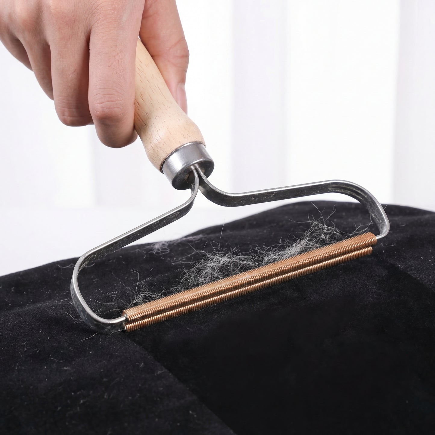 Precision Pet De-Shedding Tool